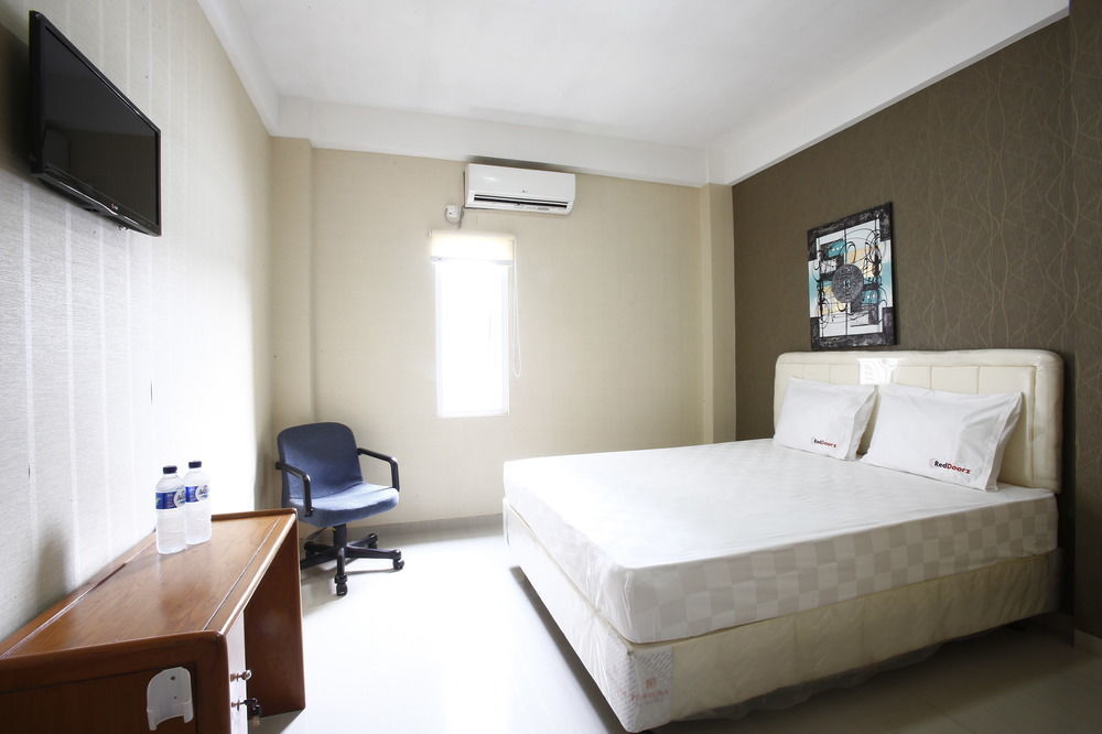 Reddoorz Near Cilandak Town Square Hotel Jacarta Exterior foto